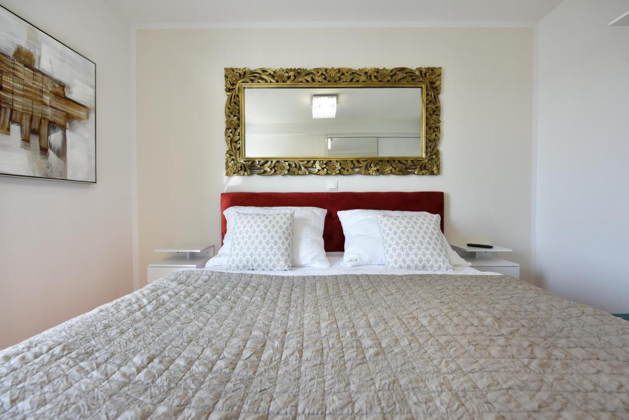 Apartman Mm Luxury Gold & Rubin
