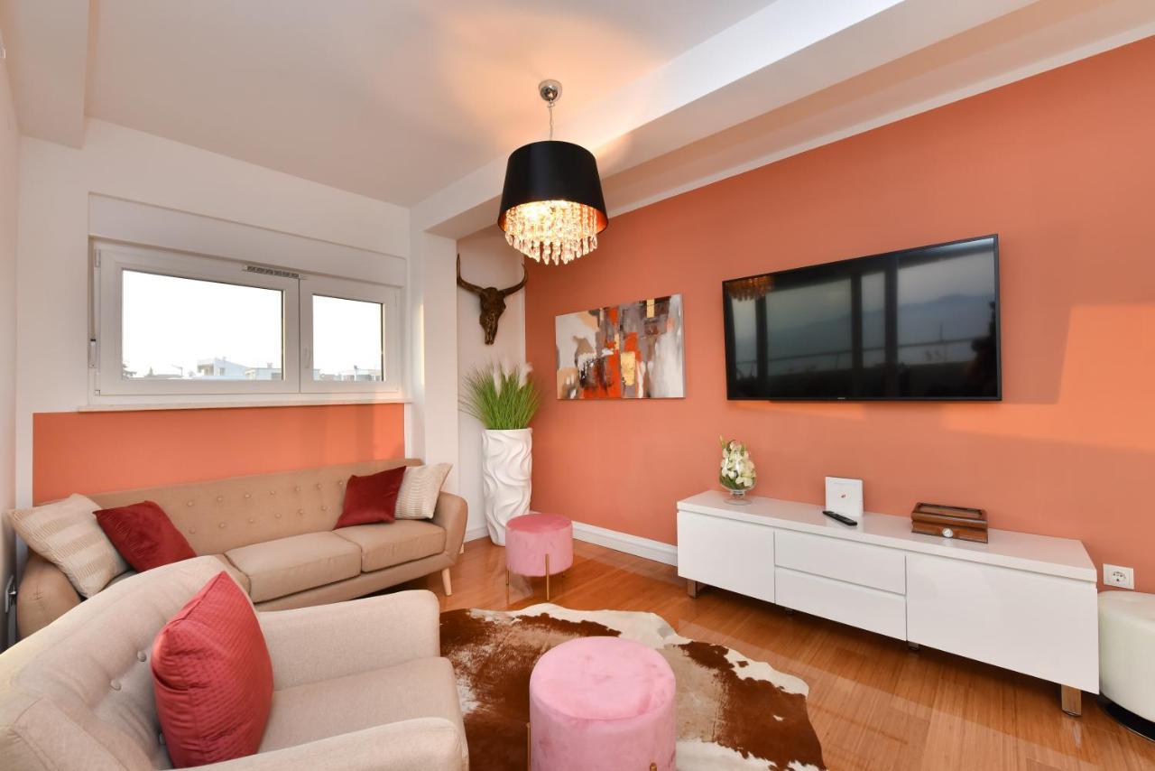 Apartment Mm Luxury Gold & Rubin *