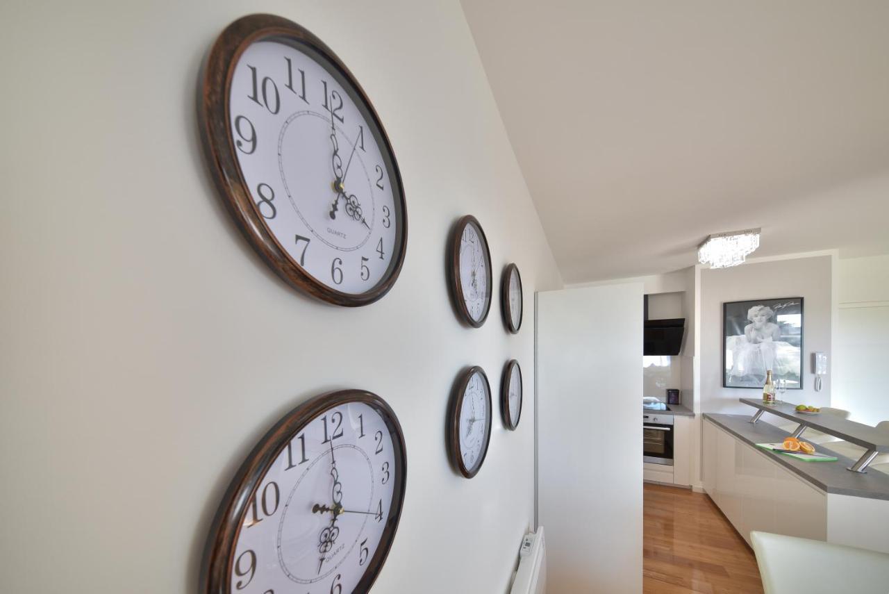 Mm Luxury Gold & Rubin Apartment *
